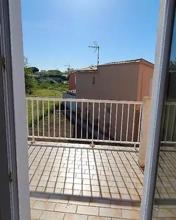 Апартаменти Au Calme A L'oree Du Golf 1