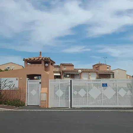 Au Calme A L'oree Du Golf 1 Апартаменты *