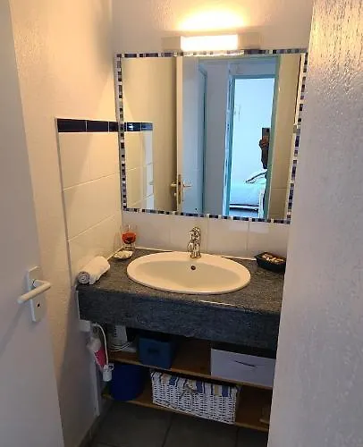 Au Calme A L'oree Du Golf 1 Апартаменты *